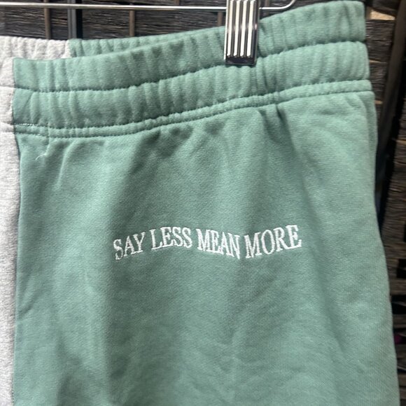 Mayfair the Label say less mean more Nordstrom Colorblock Sweatshorts Size M/L - Picture 4 of 5